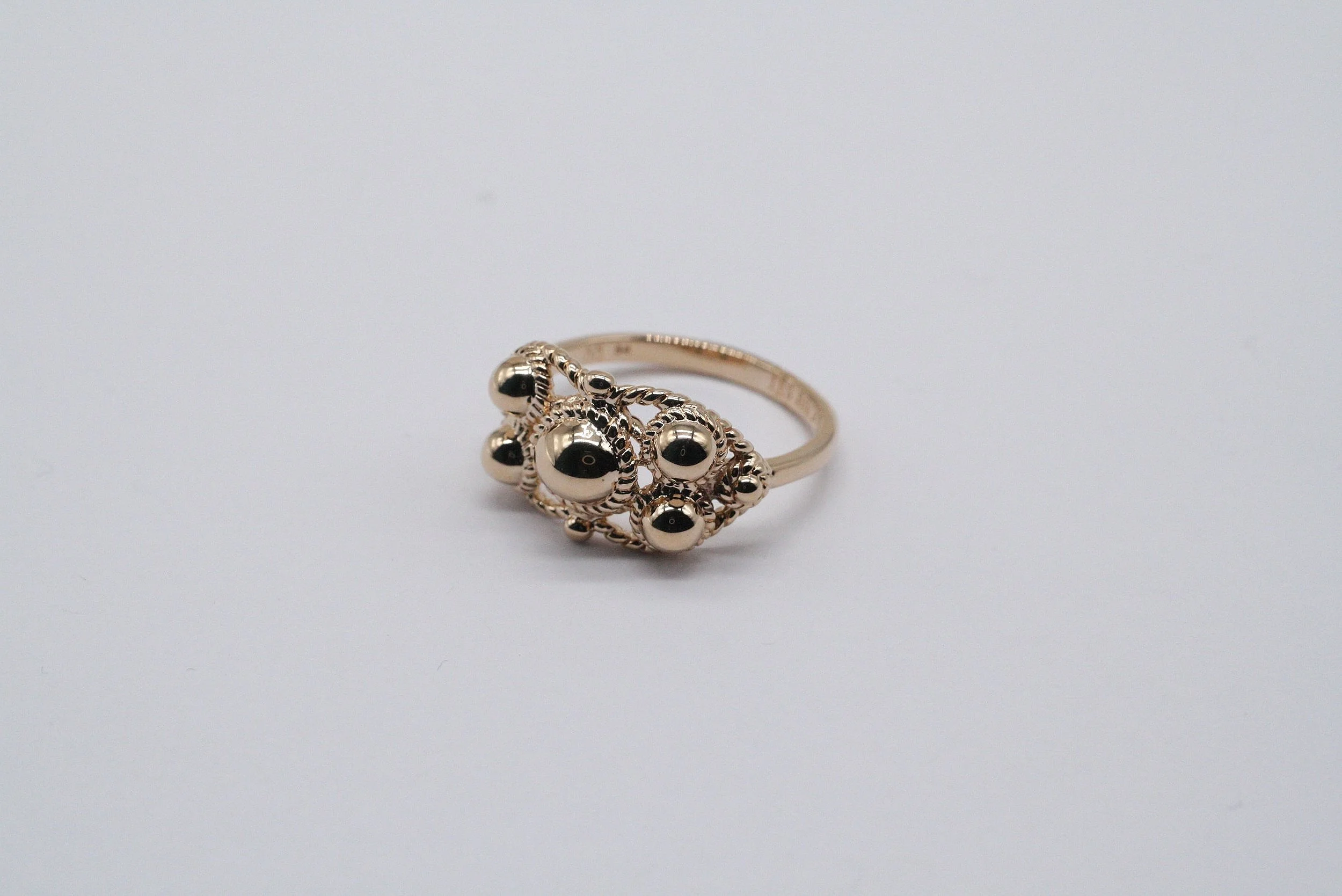 Nouvelle bague boulonnaise sale